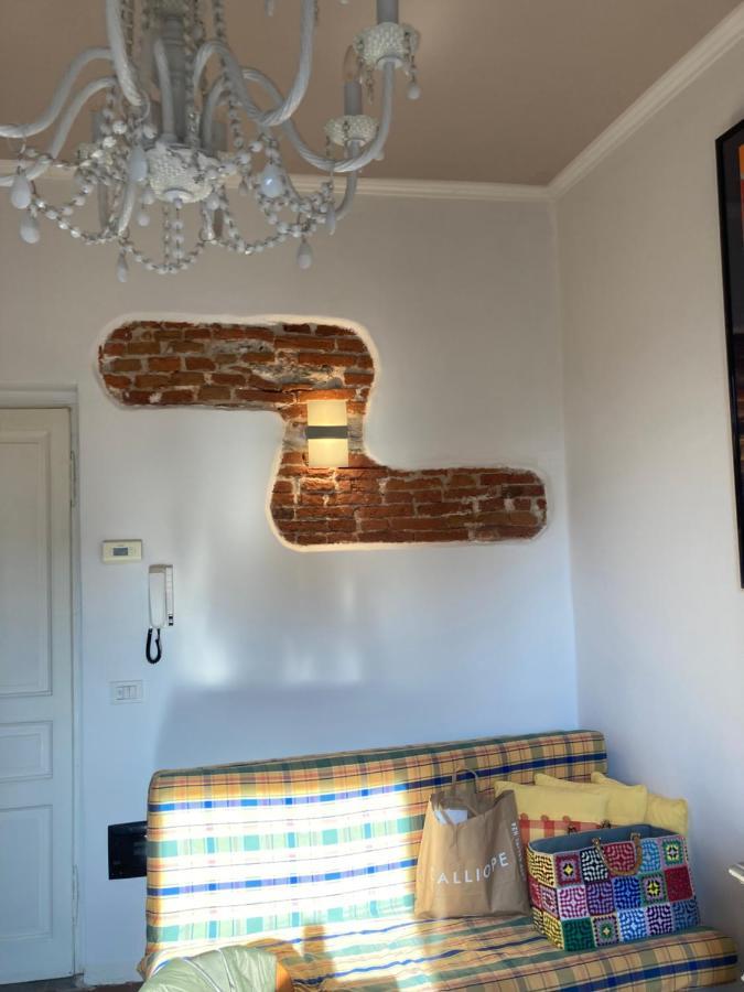 Casa Vacanza Sole Lago… إنترا المظهر الخارجي الصورة